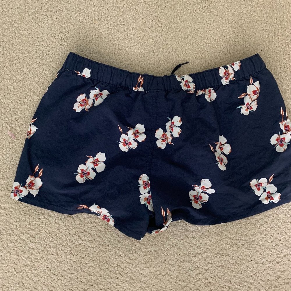 Patagonia Women's Baggies size L